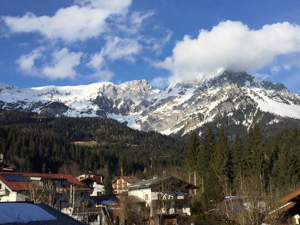 Il Dott. Scala invitato al 2° simposio internazionale sulla Protesi di